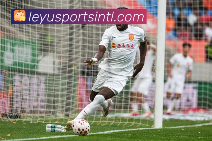 雷迪克：对阵雷霆锻炼季后赛心态斯马特预计周一复出